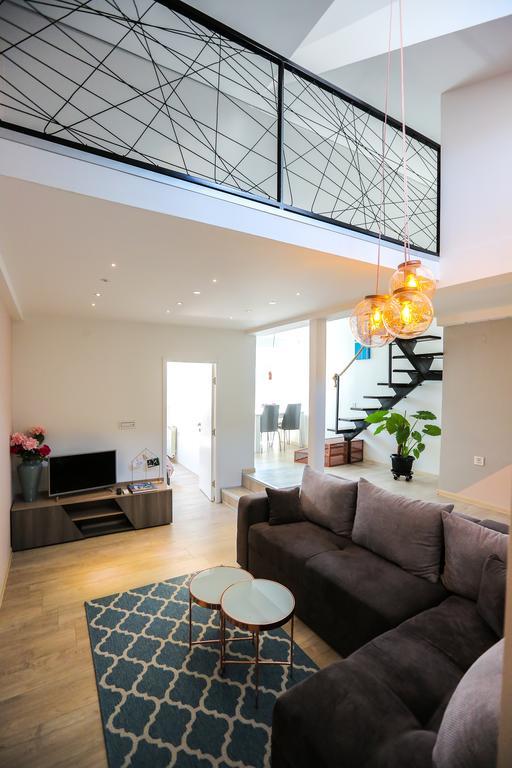 New Lux Apartment Novi Sad Eksteriør billede